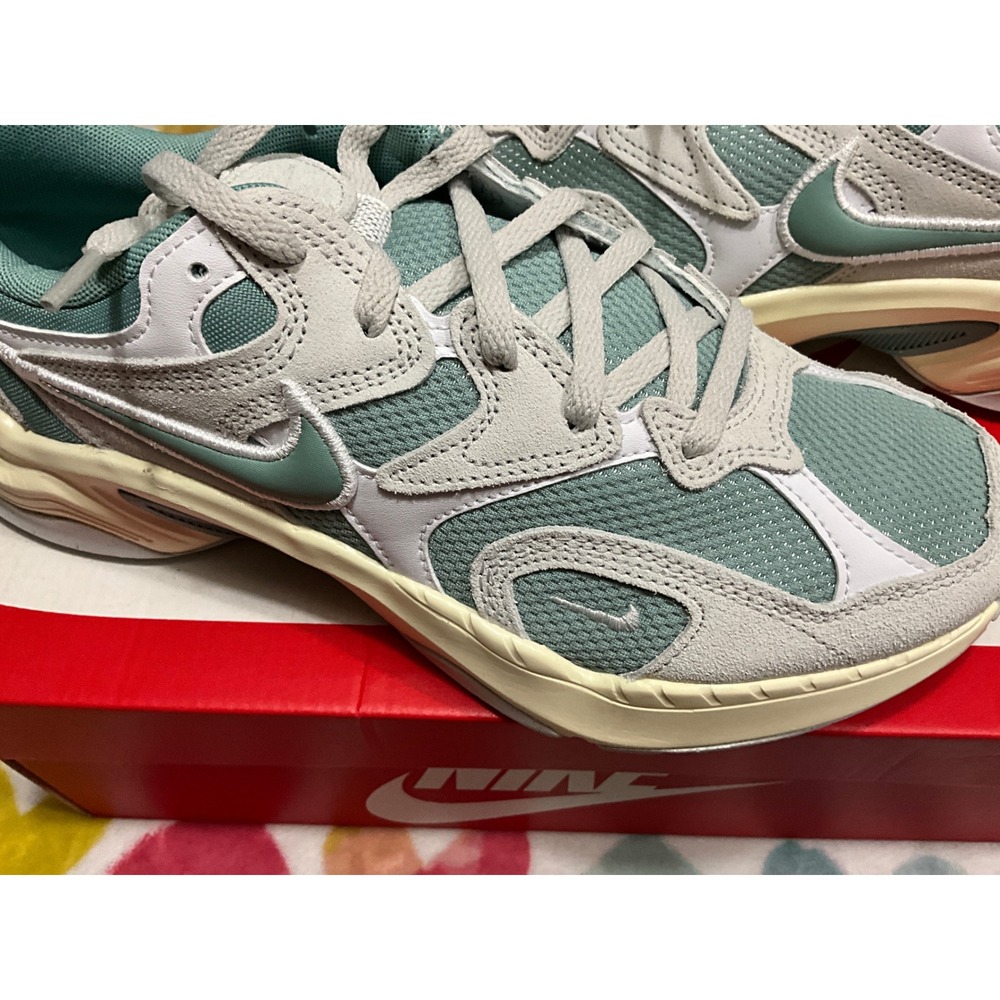Nike AL8 Run Mineral Teal Metallic Silver Womens Sneakers IB3952-001 Size 9.5 - Picture 2 of 5